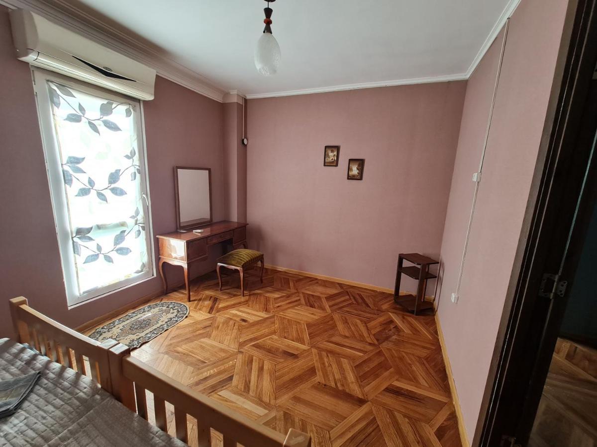 Guest House Sky Plus Tbilisi Exterior photo