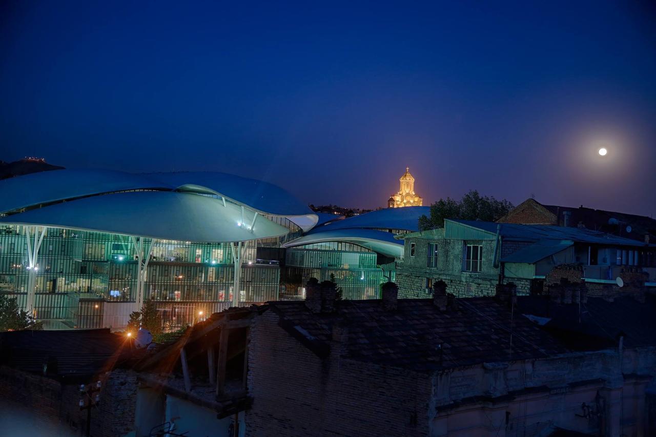 Guest House Sky Plus Tbilisi Exterior photo